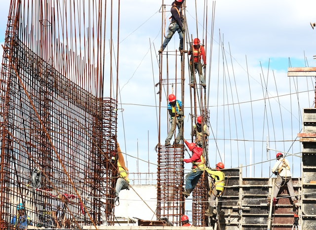 struggling-to-find-construction-workers-for-your-project-here-are-some-solutions